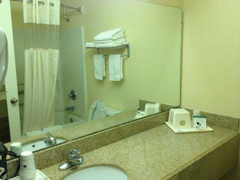 Hotel American Inn & Suites West Memphis I-40/I-55 Eksteriør bilde